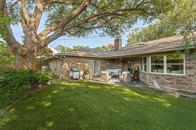4253 Royal Ridge Drive, Dallas, TX 75229
