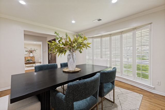 4253 Royal Ridge Drive, Dallas, TX 75229