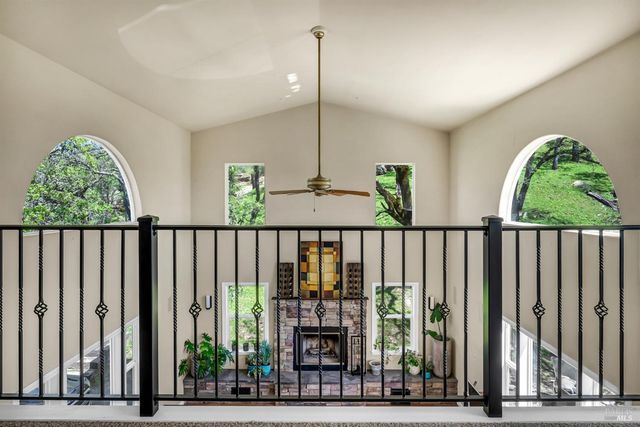 95 Longhorn Ridge Rd, Napa, CA 94558