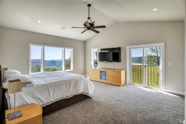 95 Longhorn Ridge Rd, Napa, CA 94558