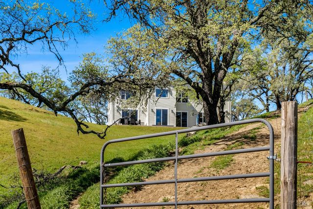 95 Longhorn Ridge Rd, Napa, CA 94558
