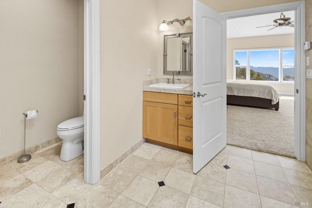 95 Longhorn Ridge Rd, Napa, CA 94558