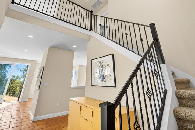 95 Longhorn Ridge Rd, Napa, CA 94558