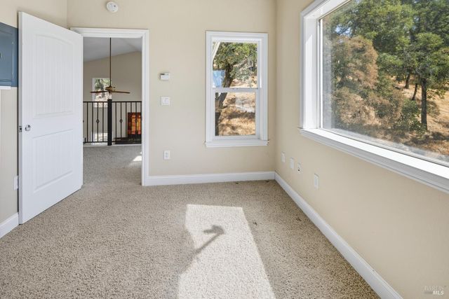 95 Longhorn Ridge Rd, Napa, CA 94558