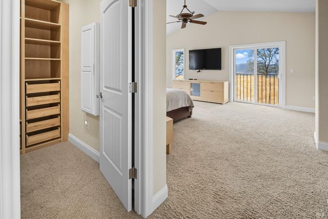 95 Longhorn Ridge Rd, Napa, CA 94558