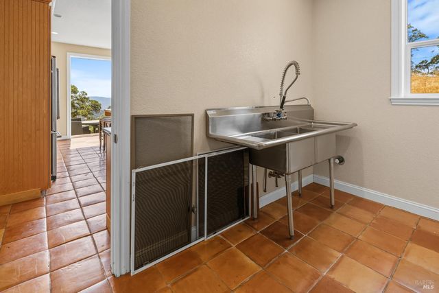 95 Longhorn Ridge Rd, Napa, CA 94558