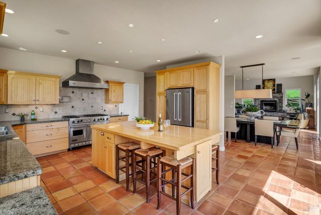 95 Longhorn Ridge Rd, Napa, CA 94558