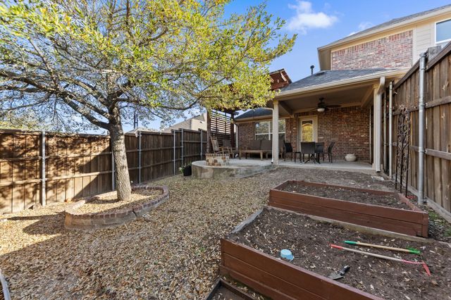 433 Castle Street, Desoto, TX 75115