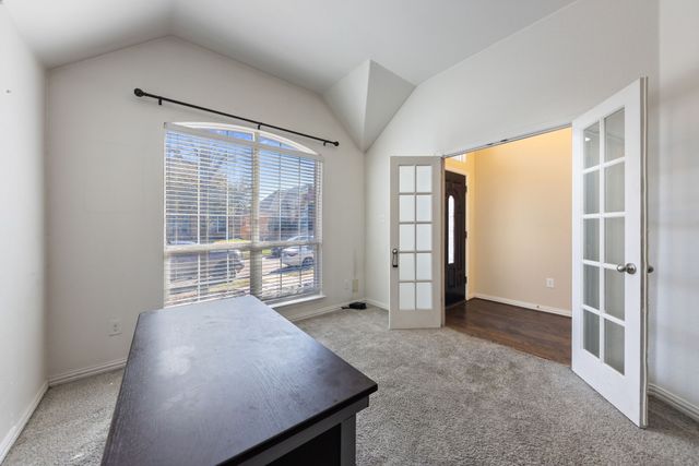 433 Castle Street, Desoto, TX 75115