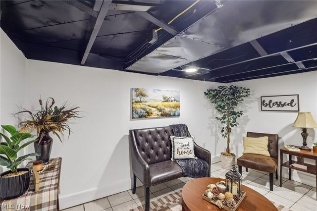 2825 Orchard Drive, Willoughby Hills, OH 44092