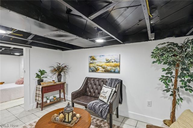 2825 Orchard Drive, Willoughby Hills, OH 44092