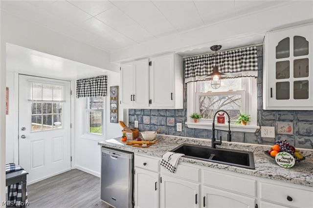 2825 Orchard Drive, Willoughby Hills, OH 44092