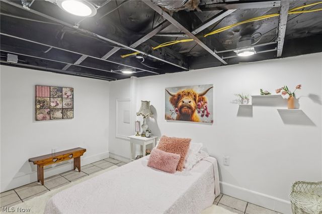 2825 Orchard Drive, Willoughby Hills, OH 44092