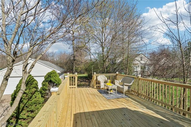 2825 Orchard Drive, Willoughby Hills, OH 44092