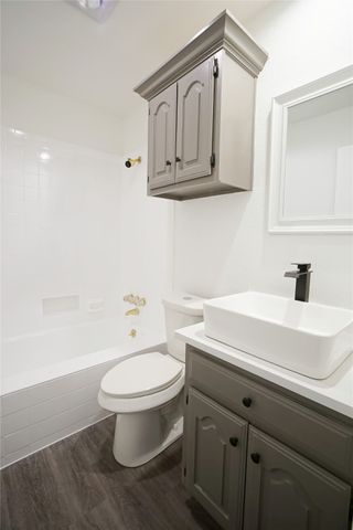 2746 Sedgeway Lane, Carrollton, TX 75006