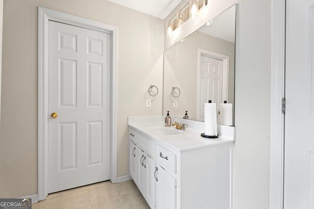 725 Somerset Vale Drive, Lawrenceville, GA 30044