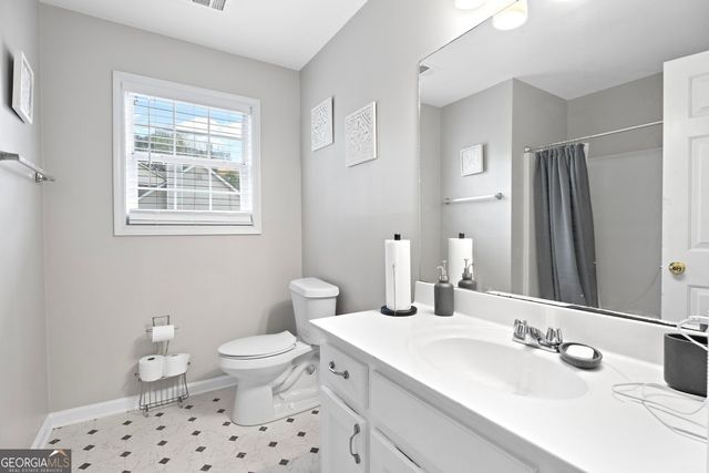 725 Somerset Vale Drive, Lawrenceville, GA 30044