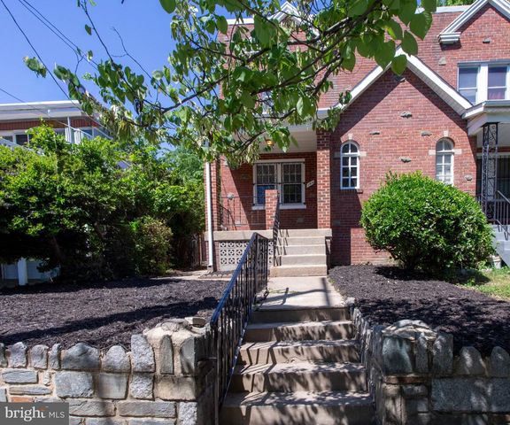 104 53RD ST NE, Washington, DC 20019