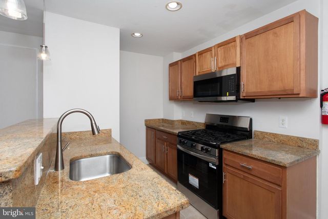 104 53RD ST NE, Washington, DC 20019