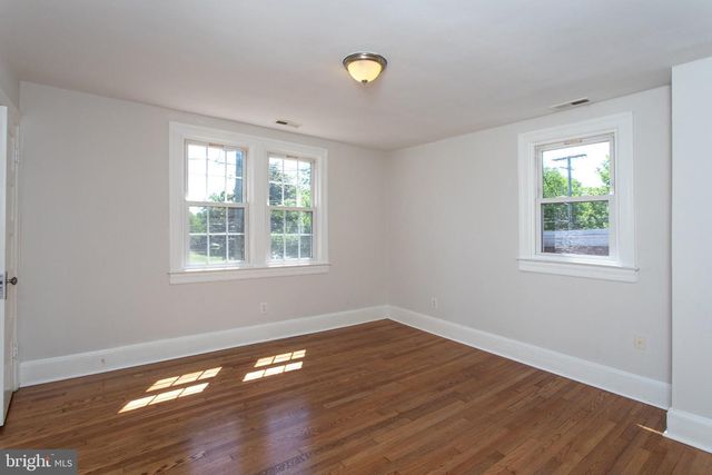 104 53RD ST NE, Washington, DC 20019