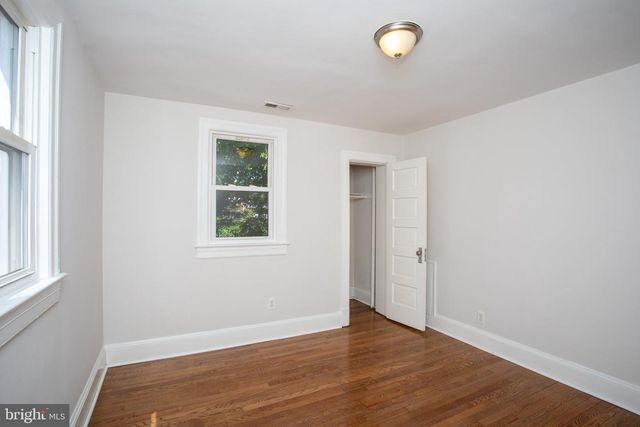 104 53RD ST NE, Washington, DC 20019