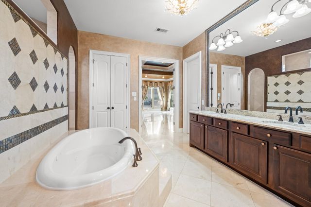 75 S Fremont Ridge Loop, Spring, TX 77389