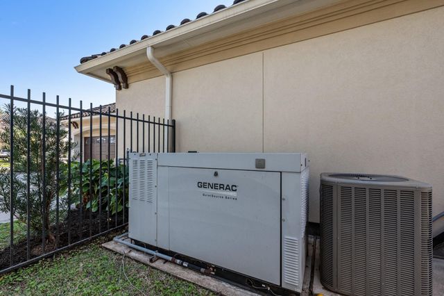 75 S Fremont Ridge Loop, Spring, TX 77389