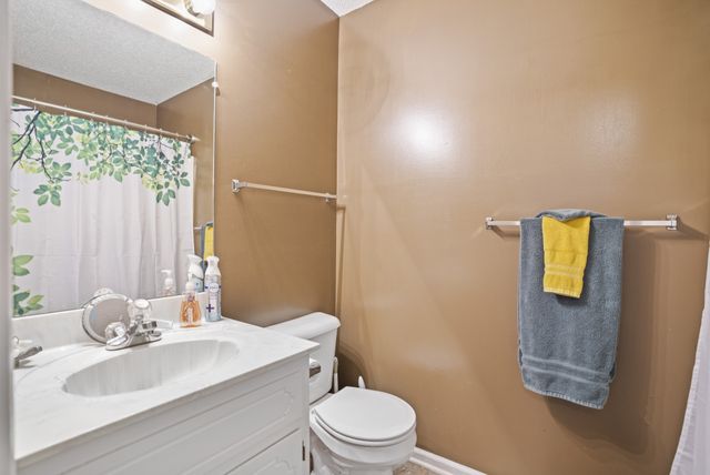 3453 Sandpiper Dr, Clarksville, TN 37042
