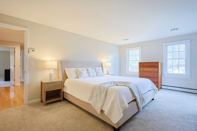 17 Forest Park Dr., Mendon, MA 01756