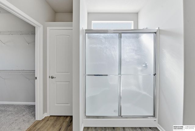 21051 Polk Street, Elkhorn, NE 68022
