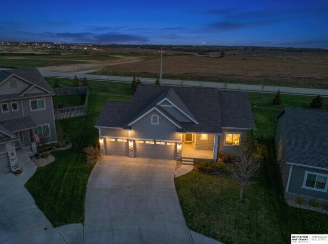 21051 Polk Street, Elkhorn, NE 68022