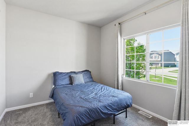 21051 Polk Street, Elkhorn, NE 68022