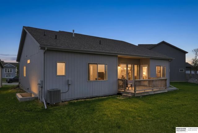 21051 Polk Street, Elkhorn, NE 68022