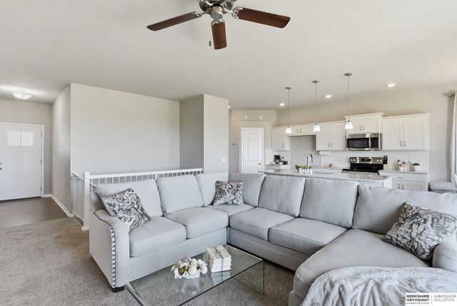 21051 Polk Street, Elkhorn, NE 68022