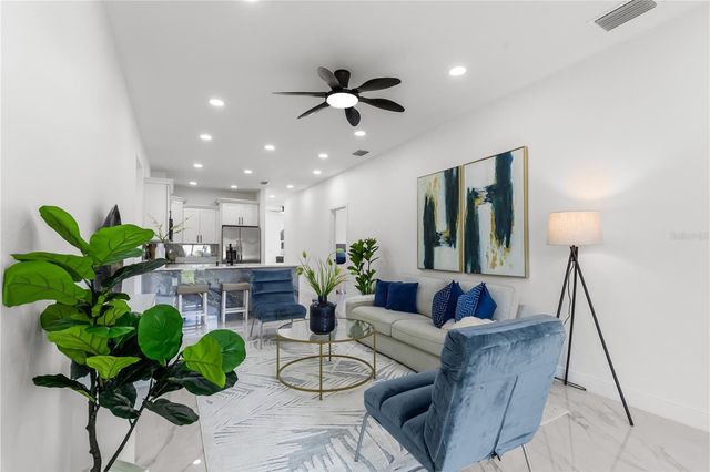 8314 N PADDOCK AVENUE, Tampa, FL 33614