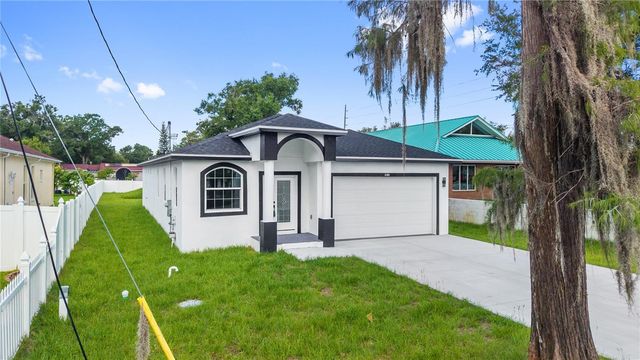 8314 N PADDOCK AVENUE, Tampa, FL 33614