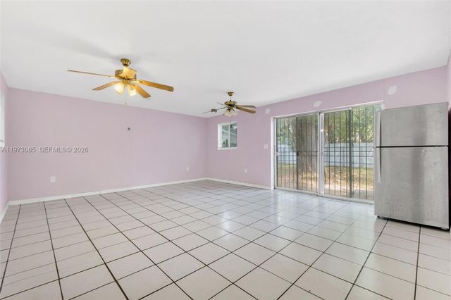 2521 NW 170th St, Miami Gardens, FL 33056