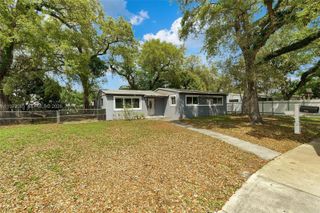 2521 NW 170th St, Miami Gardens, FL 33056