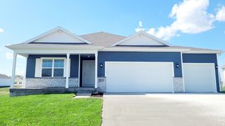 14515 Ironwood Court, Urbandale, IA 50111