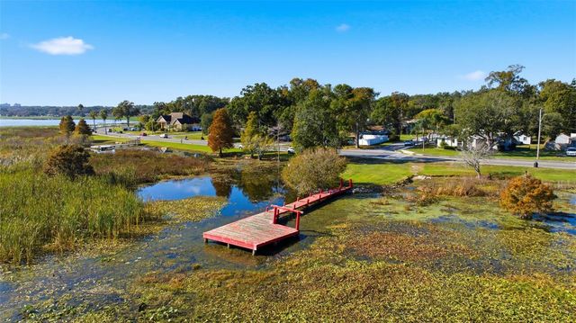 1852 W LAKE PARKER DRIVE, Lakeland, FL 33805