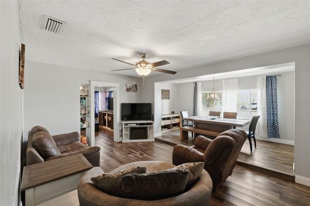 1852 W LAKE PARKER DRIVE, Lakeland, FL 33805