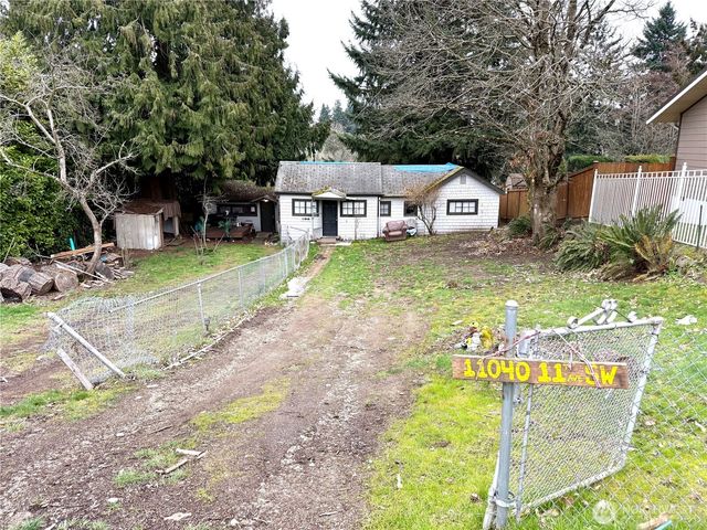 11040 11th Avenue SW, Seattle, WA 98146