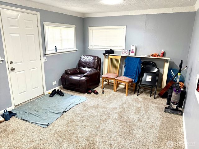 11040 11th Avenue SW, Seattle, WA 98146