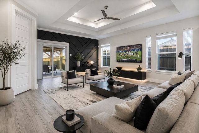 1701 Morris Street, Dallas, TX 75212