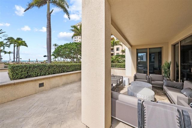 470 MANDALAY AVENUE 303, Clearwater, FL 33767