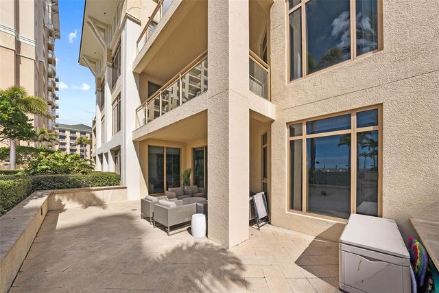 470 MANDALAY AVENUE 303, Clearwater, FL 33767