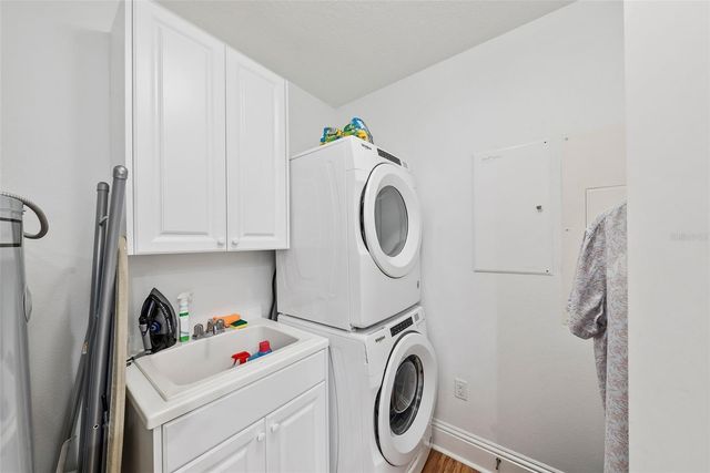 470 MANDALAY AVENUE 303, Clearwater, FL 33767
