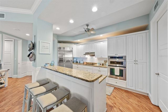 470 MANDALAY AVENUE 303, Clearwater, FL 33767