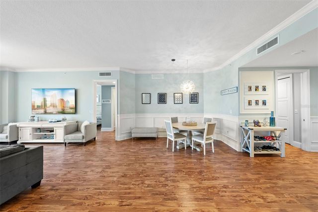 470 MANDALAY AVENUE 303, Clearwater, FL 33767
