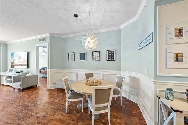 470 MANDALAY AVENUE 303, Clearwater, FL 33767